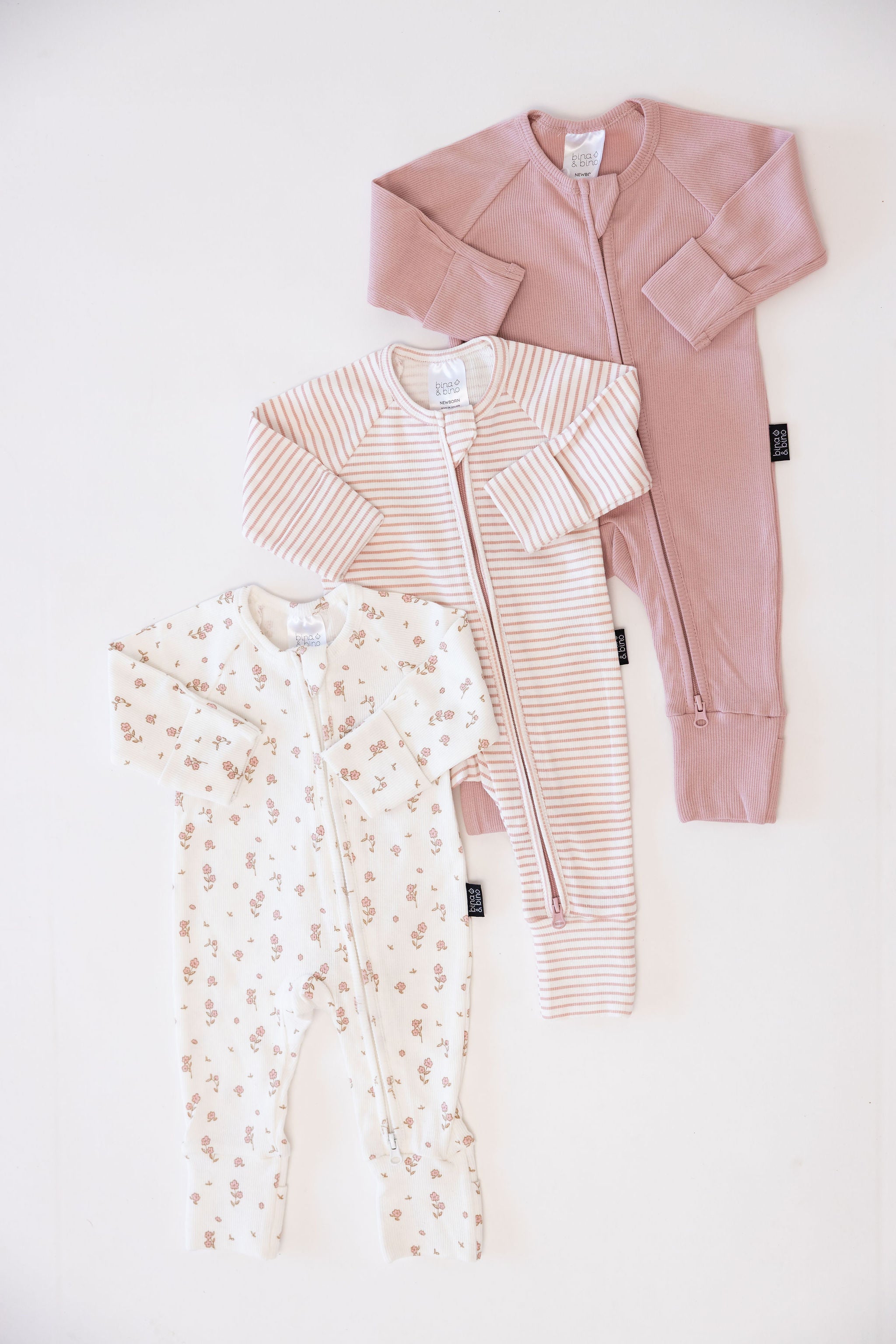 מארז 3 אוברולים עם רוכסן דו כיווני מבד ריב // DUSTY PINK + DUSTY PINK STRIPE + TINY FLOWERS