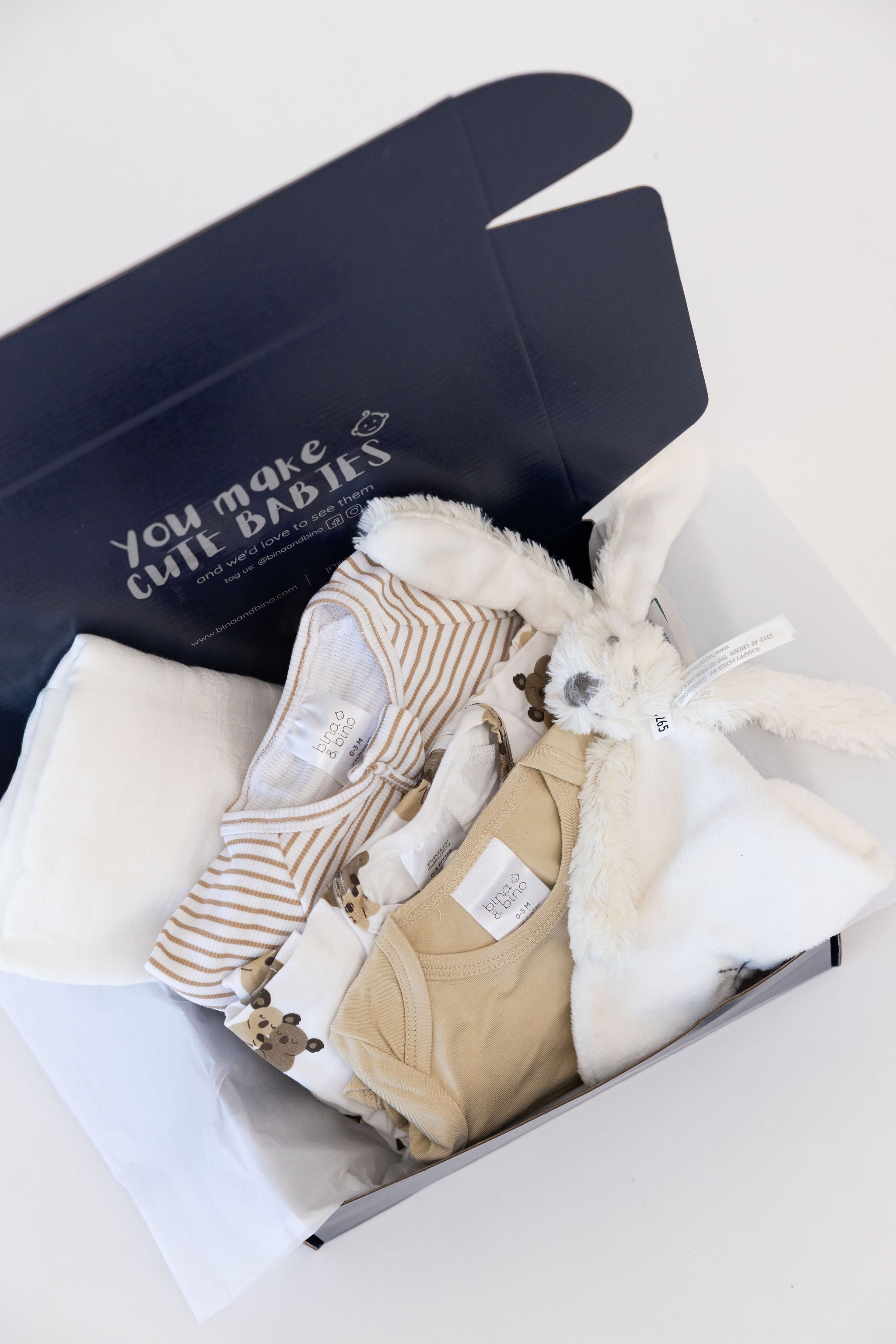 מתנה ליולדת יוניסקס // HELLO BABY UNISEX