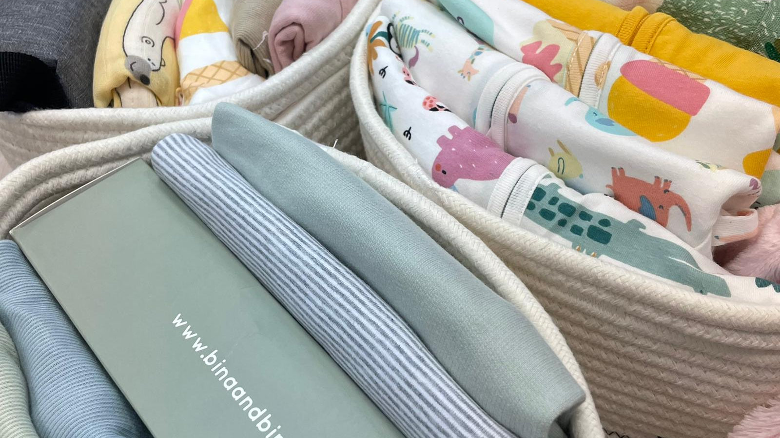5 Beautiful and Practical Newborn Baby Gifts That New Parents Will Love