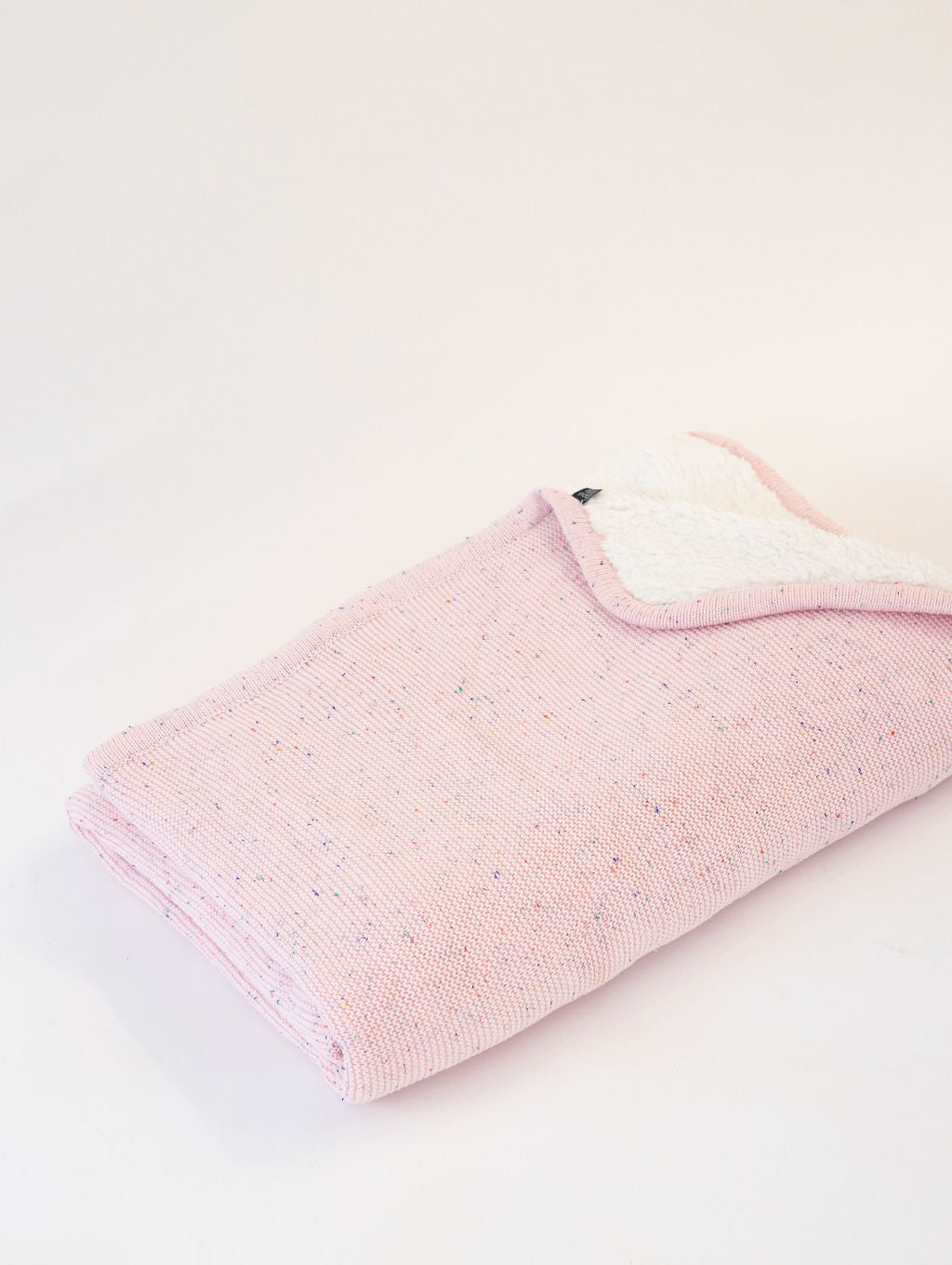 שמיכה סרוגה פרוותית // PINK SPECKLED