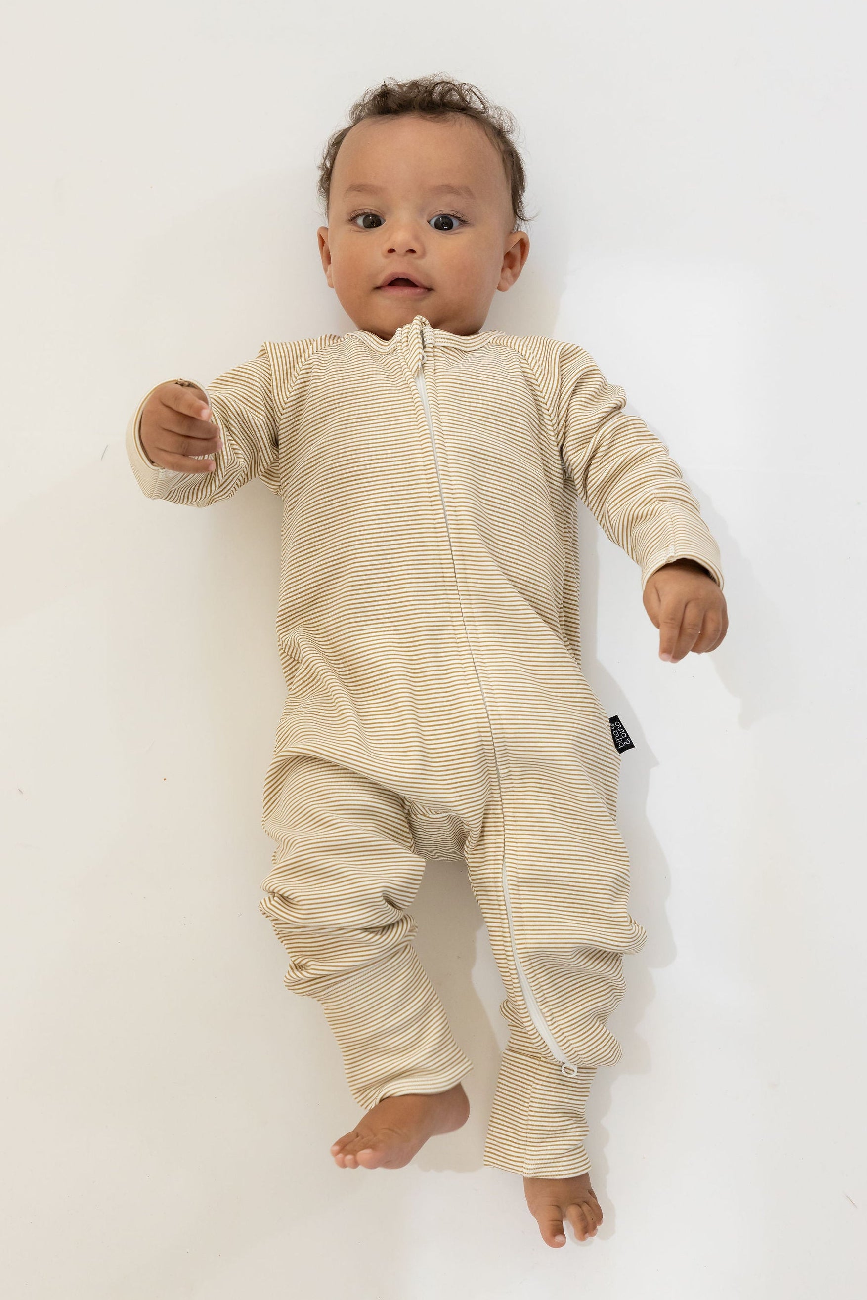 אוברול רוכסן דו כיווני מבד פוטר // TAN STRIPE