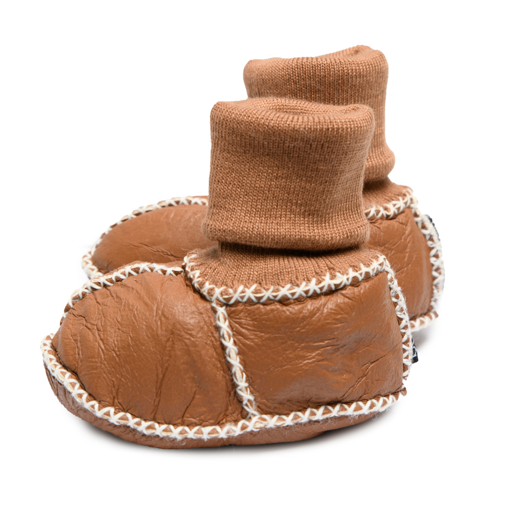 LEATHER BABY BOOTIES // CHOCOLATE